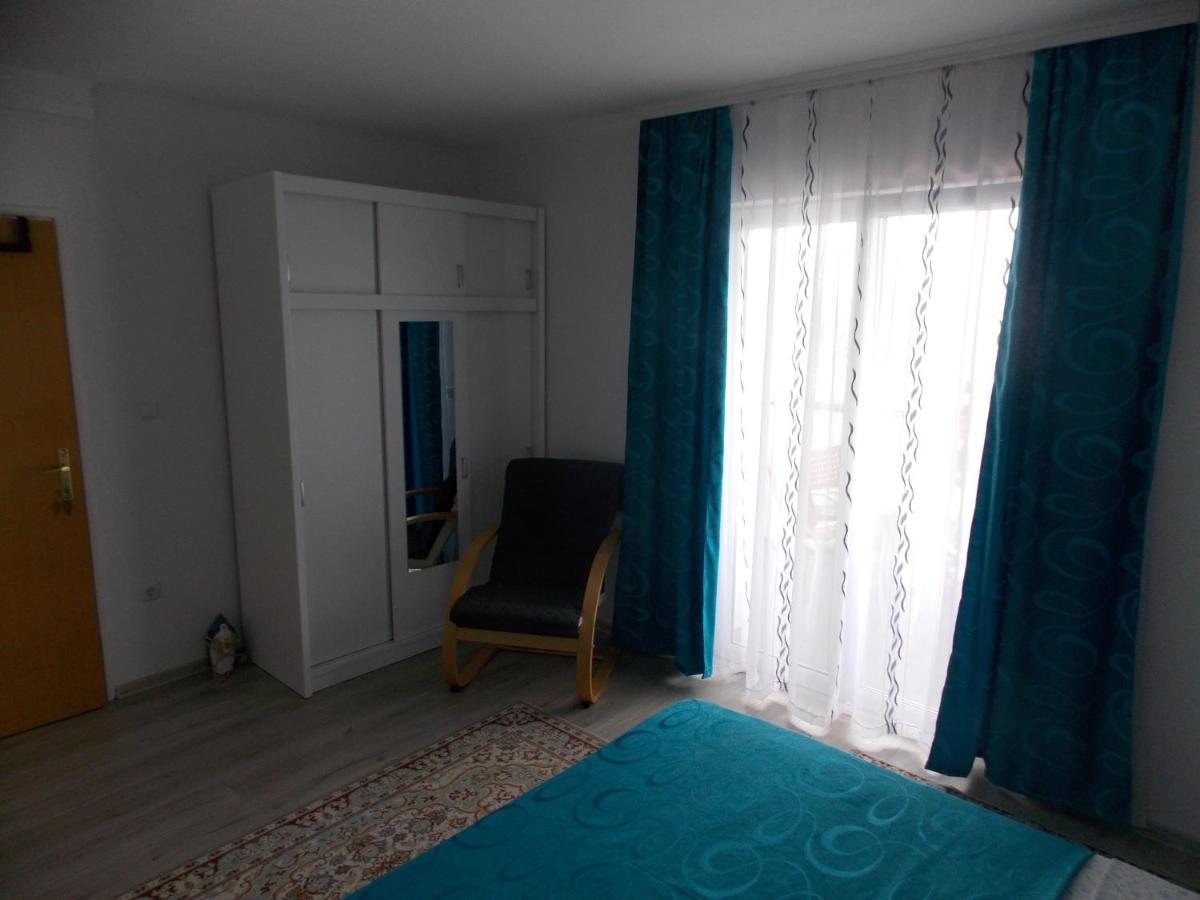 Hanifa Apartmani 罗维尼 外观 照片